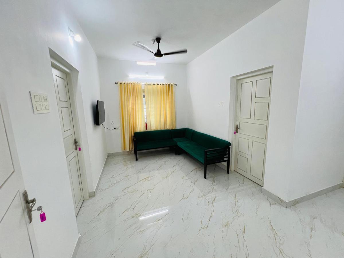 Furnished 2 Bhk Family Apartments Near Triprayar Shree Rama Temple - Beevees Homes Thriprayar Thanniyam Exterior photo